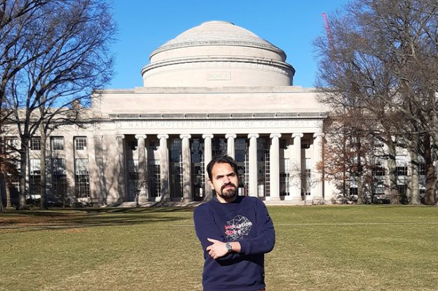 Ignacio Vazquez Rodarte stands in front of the MIT Dome