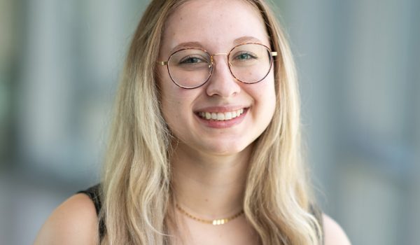 Headshot of Kelly Cody